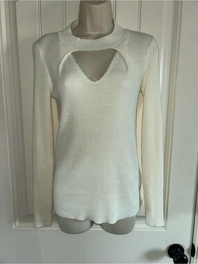 NWT Molly Bracken Cream Rib-Knit Sweater with Front Cutout Diamond Sparkle Sz S